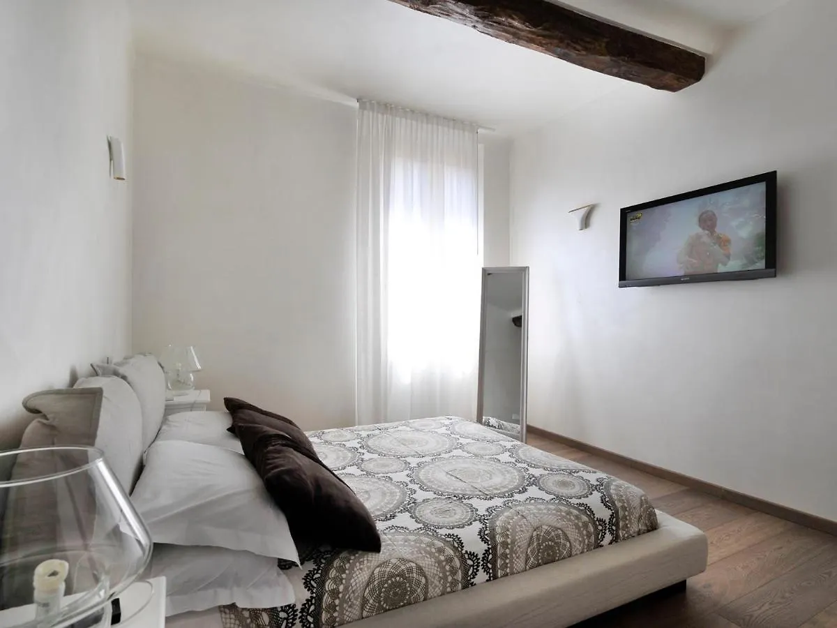 Ur Nest Santo Stefano B Daire Bolonya